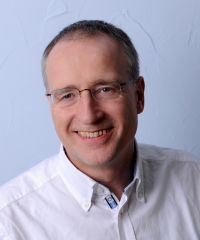 Dr. Knut Löck